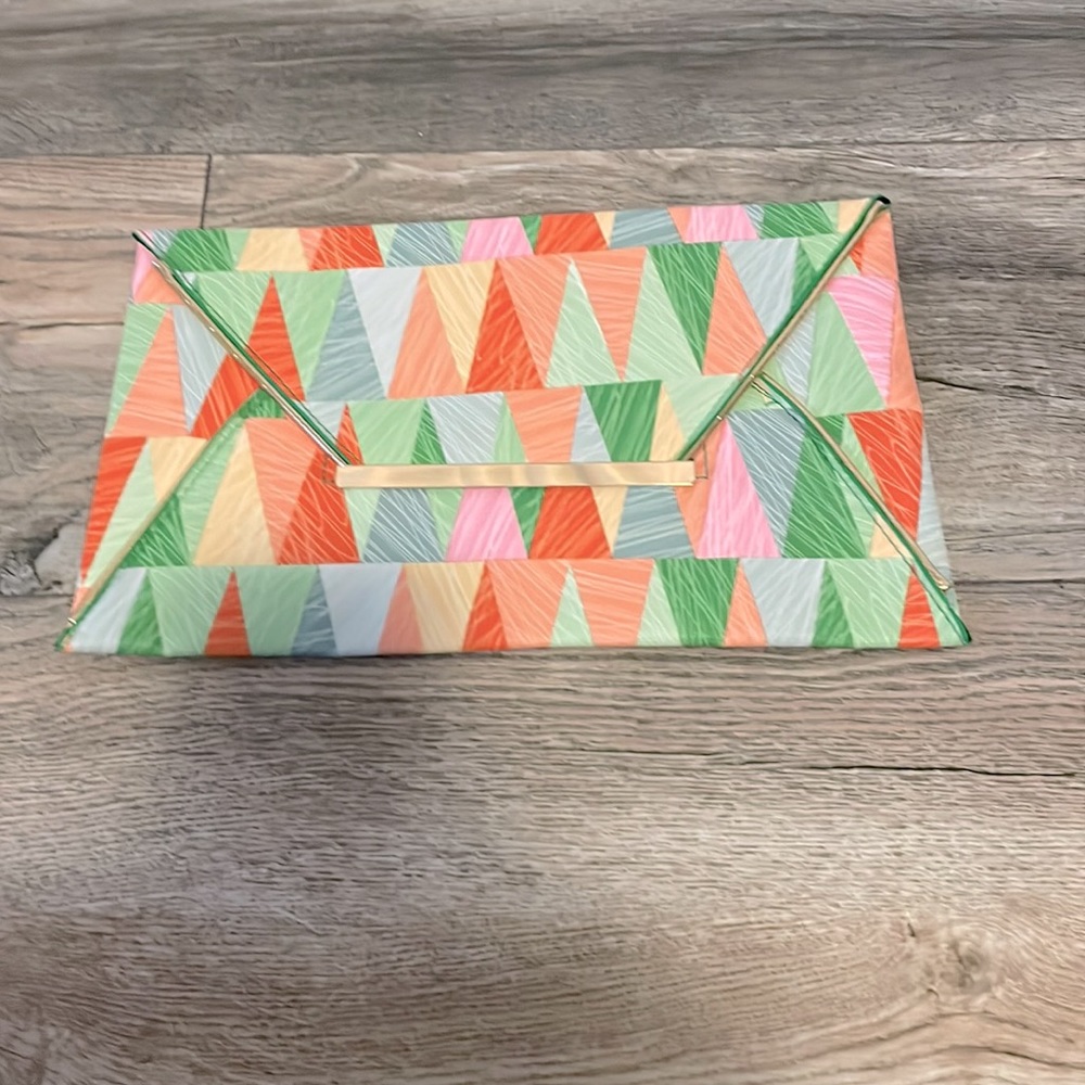 Party TRIANGLES of FUN Clutch